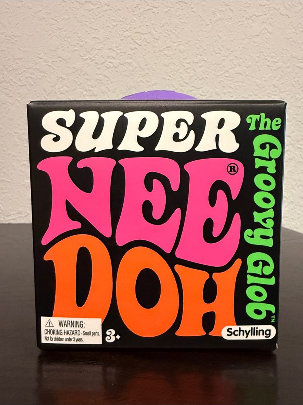 Schylling Super NeeDoh The Groovy Glob - Purple